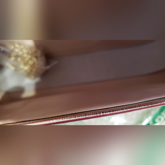 Metallic glitter rose gold purse - Picture 4 of 9